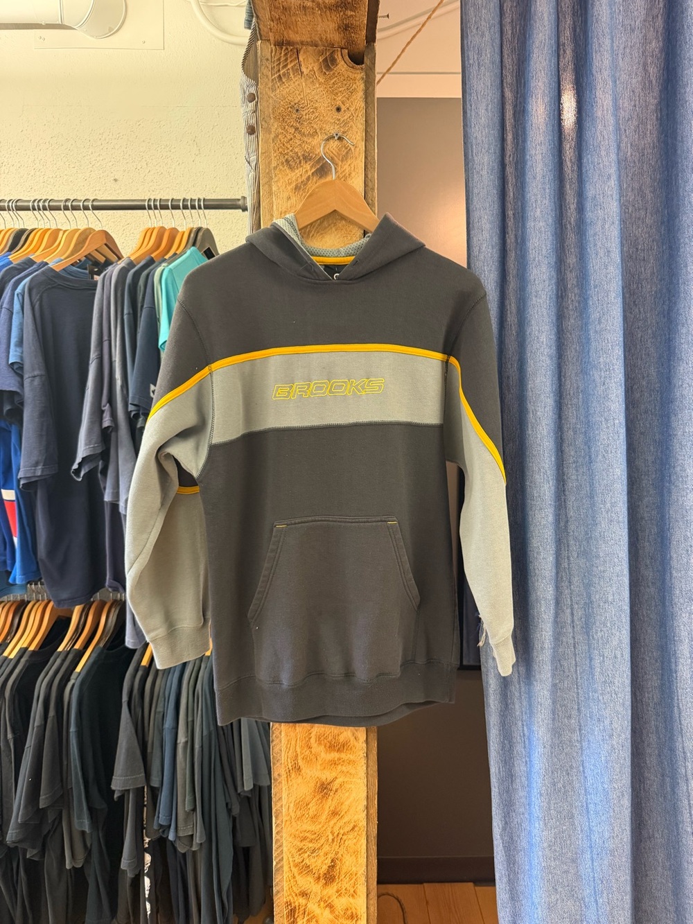 Vintage Brooks grey hoodie